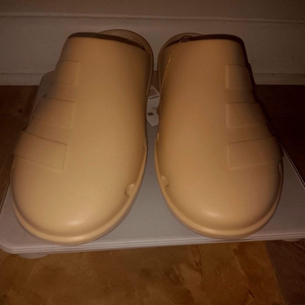 Adidas Sandals Mens 10 End Plastic Waste Adicane Mule Clogs Cream Rubber Slip On